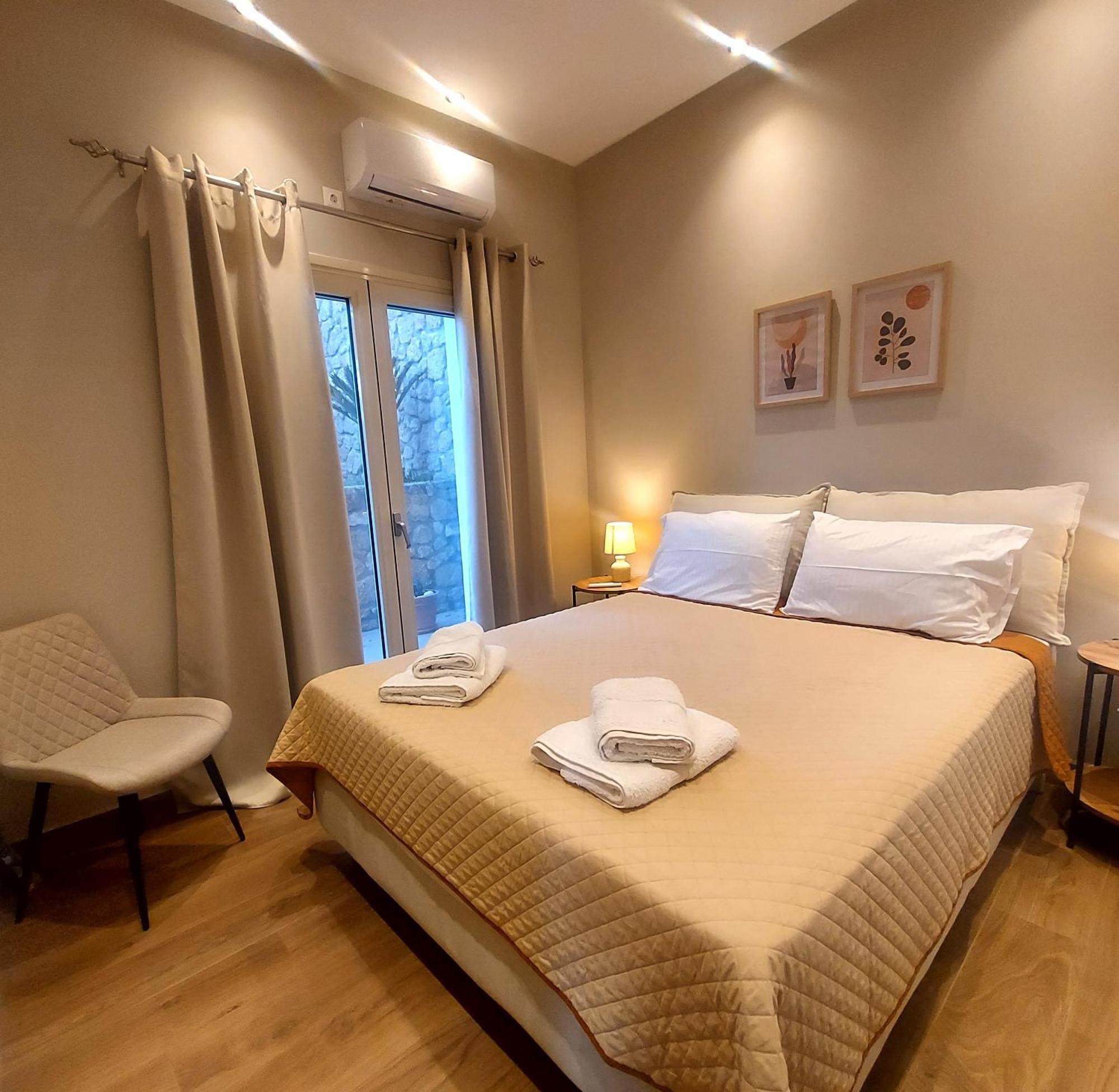 Adelinas' Apartment Argostoli  Buitenkant foto